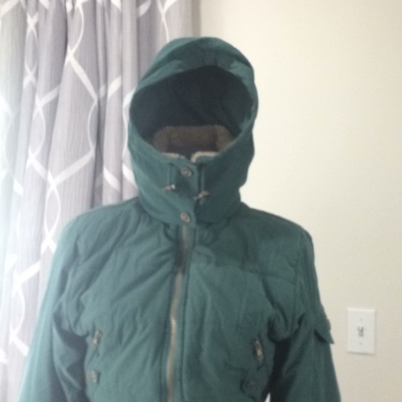 Green Puffer ski jacket with faux fur collar  hood - Picture 6 of 8